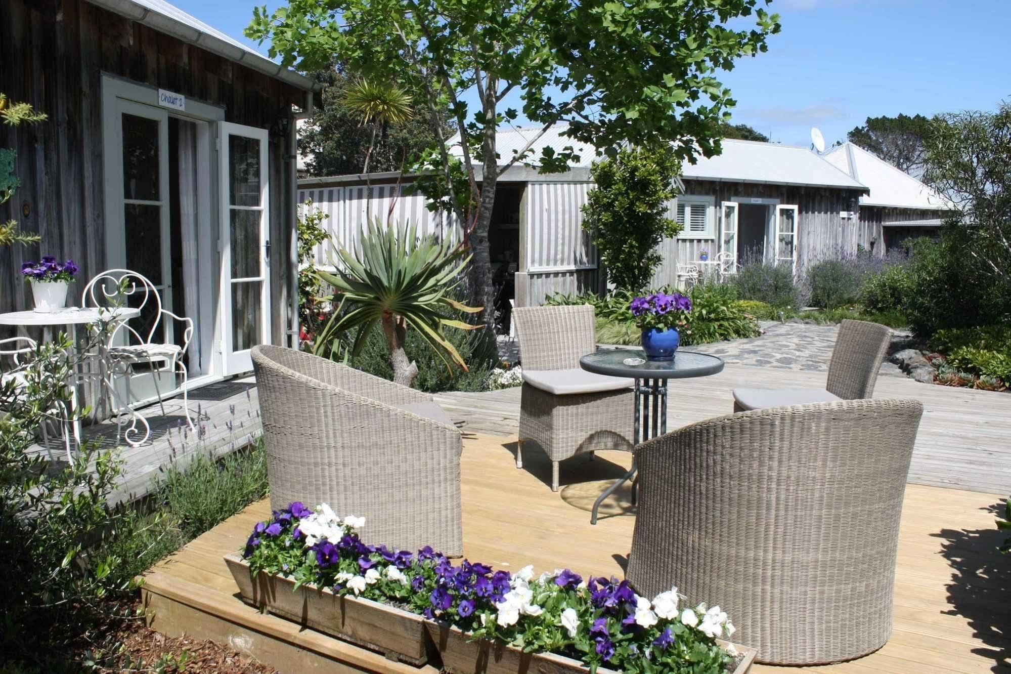 Mangawhai Chalets Exterior photo