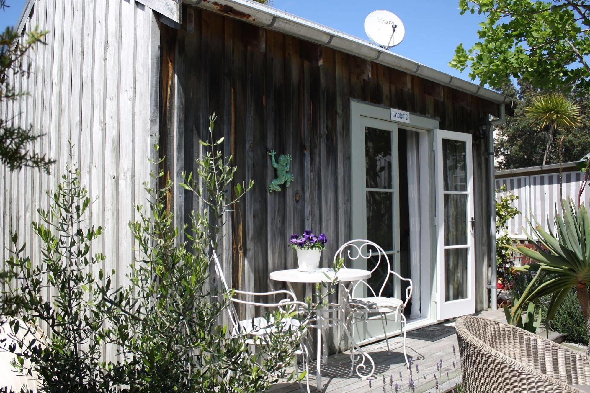 Mangawhai Chalets Exterior photo